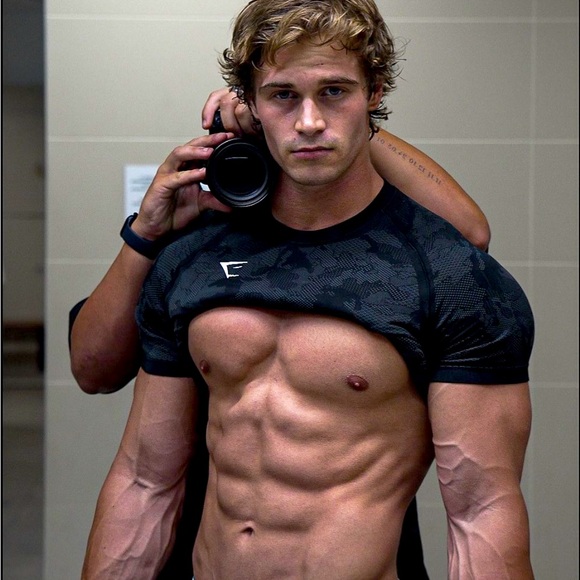 GYMSHARK MEN CAMO BLACK WORKOUT GYM BODYBUILDING BODYBUILDER T SHIRT ATHLETE GUY - Picture 1 of 16